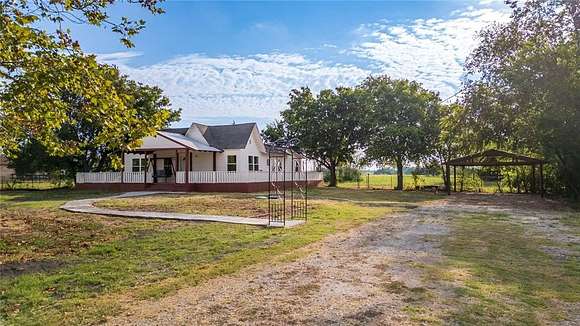 4.47 Acres of Residential Land with Home for Sale in Farmersville, Texas