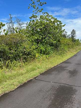 1.06 Acres of Residential Land for Sale in Keaau, Hawaii