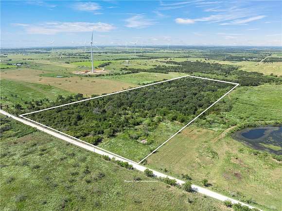 28.5 Acres of Recreational Land for Sale in Mount Calm, Texas