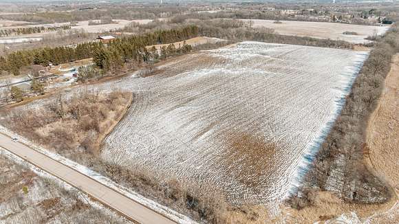 21 Acres of Agricultural Land for Sale in Franklin, Wisconsin