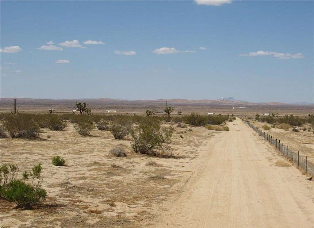 2.213 Acres of Residential Land for Sale in Kramer Junction, California