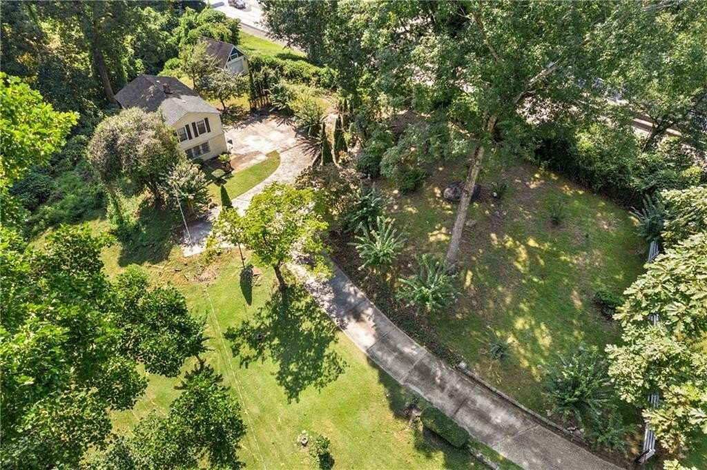 2.37 Acres of Residential Land with Home for Sale in Atlanta, Georgia