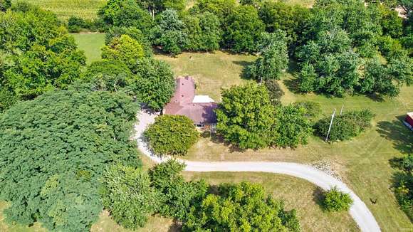 5 Acres of Residential Land with Home for Sale in Princeton, Indiana