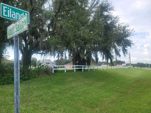 1.16 Acres of Commercial Land for Sale in Zephyrhills, Florida