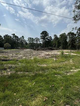 1.58 Acres of Land for Sale in Silsbee, Texas