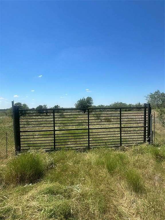 9.36 Acres of Residential Land for Sale in Rice, Texas