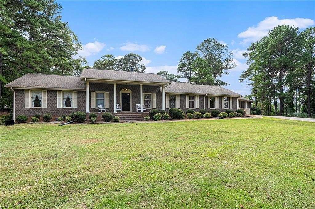 5.95 Acres of Residential Land with Home for Sale in Auburn, Georgia