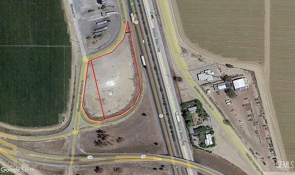 2 Acres of Commercial Land for Lease in Mettler, California