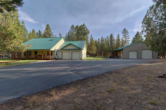 2.07 Acres of Residential Land with Home for Sale in La Pine, Oregon