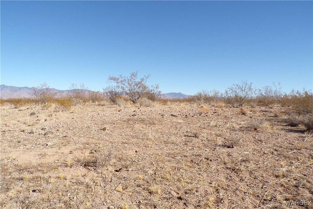 5 Acres of Land for Sale in Dolan Springs, Arizona