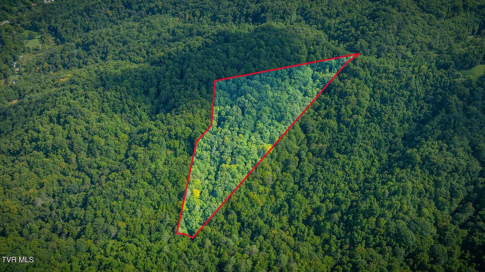 18 Acres of Land for Sale in Hampton, Tennessee