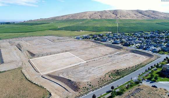 1.95 Acres of Commercial Land for Sale in Richland, Washington