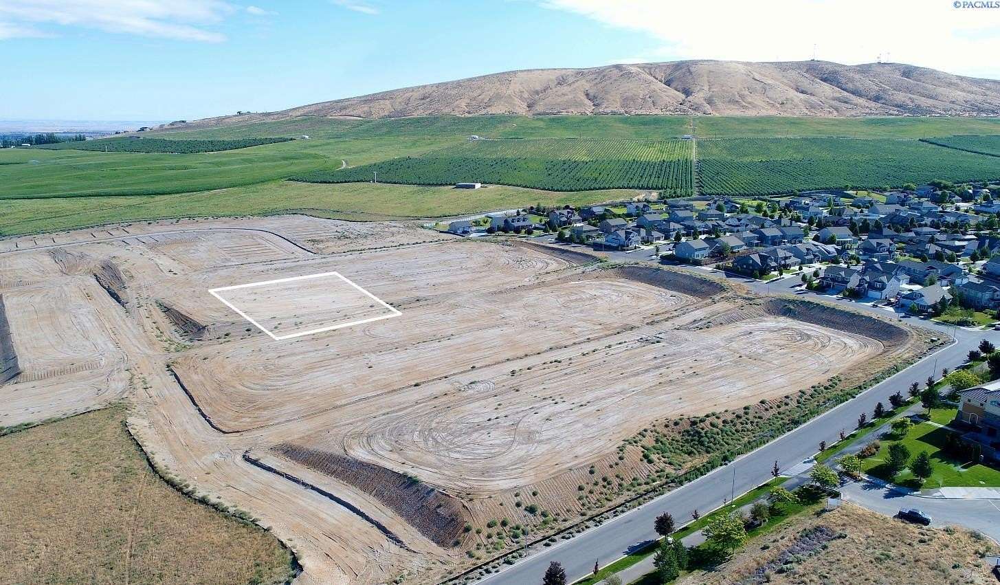 1.37 Acres of Commercial Land for Sale in Richland, Washington