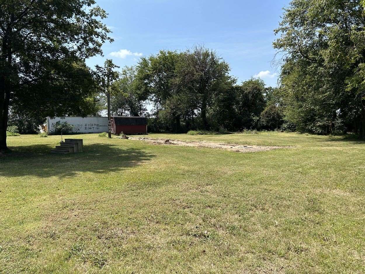 0.815 Acres of Residential Land for Sale in Clarkton, Missouri