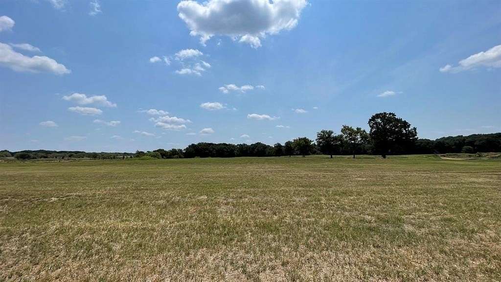 1.02 Acres of Residential Land for Sale in Terrell, Texas