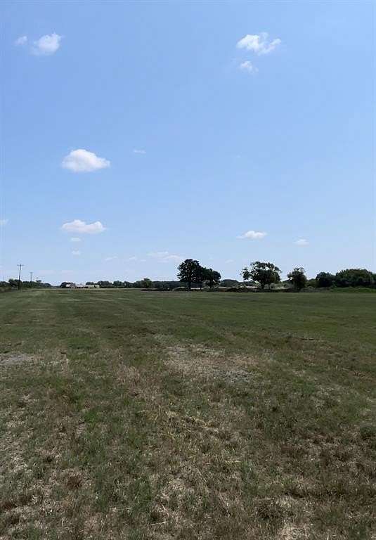 10.2 Acres of Land for Sale in Terrell, Texas