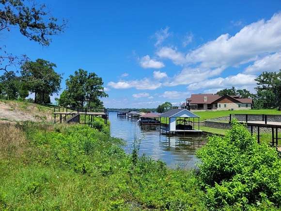 1.4 Acres of Residential Land for Sale in Log Cabin, Texas