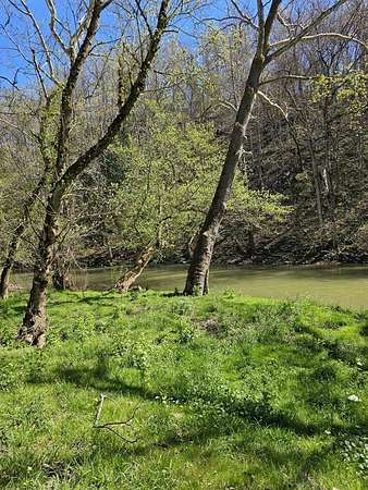 25.6 Acres of Recreational Land for Sale in Max Meadows, Virginia