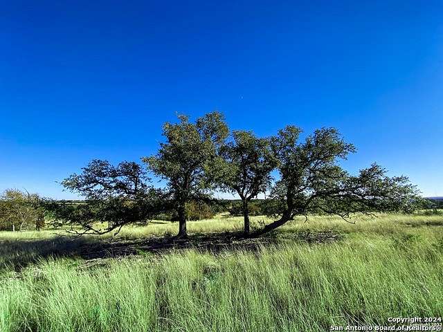 4.47 Acres of Residential Land for Sale in Kerrville, Texas