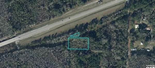 0.75 Acres of Residential Land for Sale in Caryville, Florida