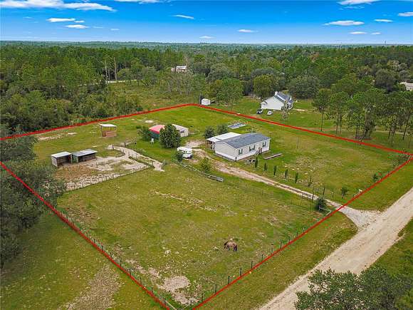 2 Acres of Residential Land with Home for Sale in Williston, Florida