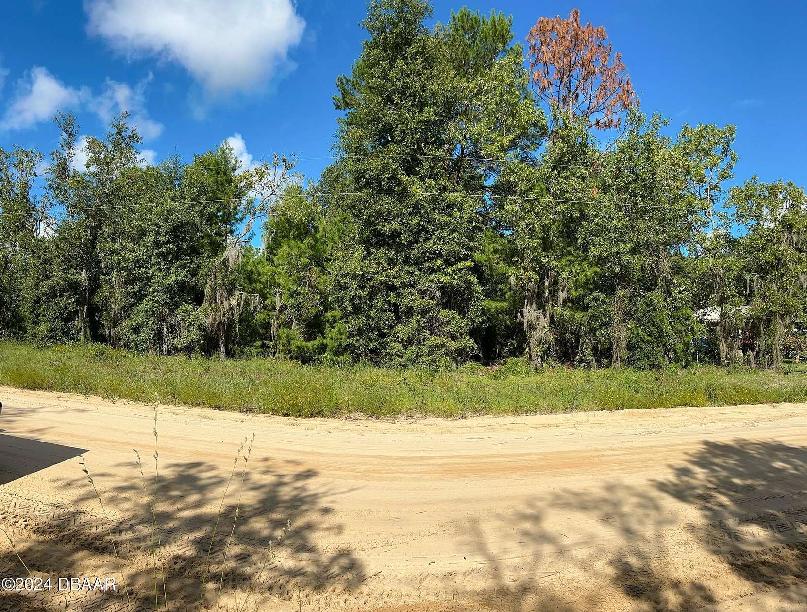 0.43 Acres of Residential Land for Sale in Interlachen, Florida