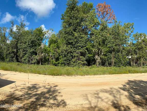 0.43 Acres of Residential Land for Sale in Interlachen, Florida