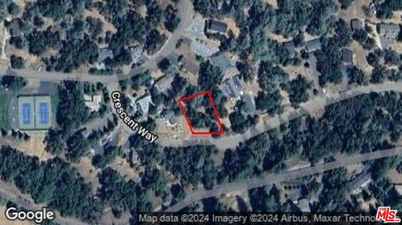 0.33 Acres of Residential Land for Sale in Tuolumne City, California