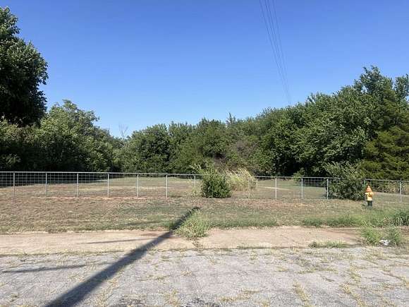 1.13 Acres of Residential Land for Sale in Enid, Oklahoma