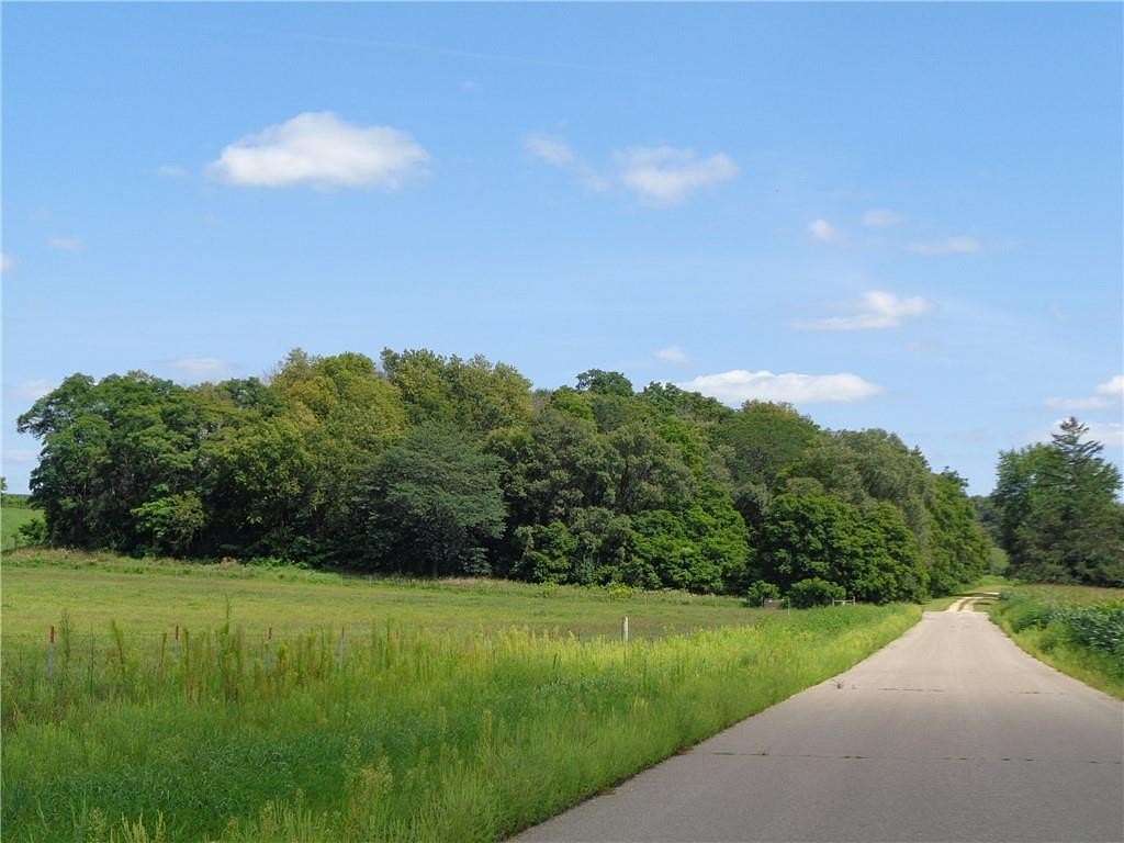 5 Acres of Residential Land for Sale in Menomonie, Wisconsin