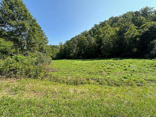 23 Acres of Recreational Land for Sale in Sandy Hook, Kentucky