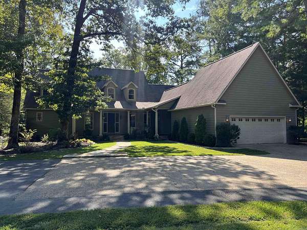 4 Acres of Land with Home for Sale in Pine Bluff, Arkansas