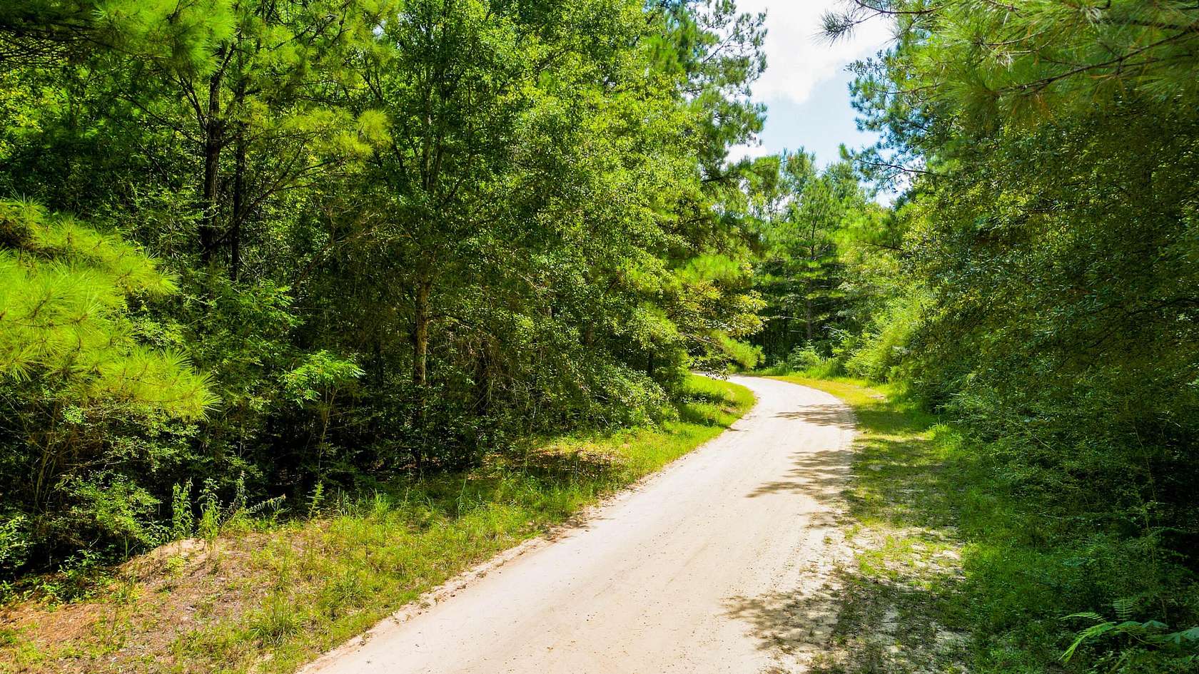 0.6 Acres of Residential Land for Sale in Lumberton, Mississippi