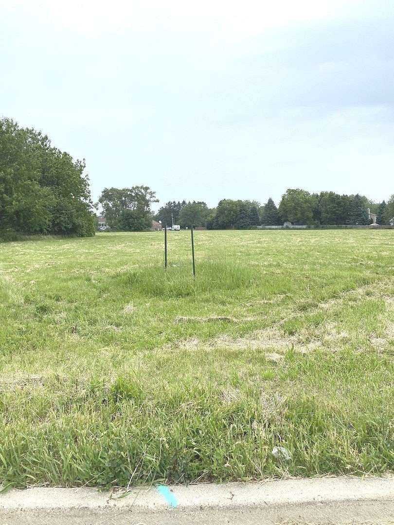 3.8 Acres of Commercial Land for Sale in Sugar Grove, Illinois