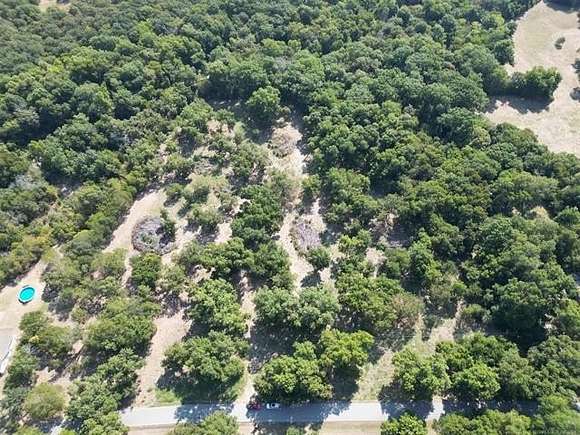 15.8 Acres of Land for Sale in Ardmore, Oklahoma