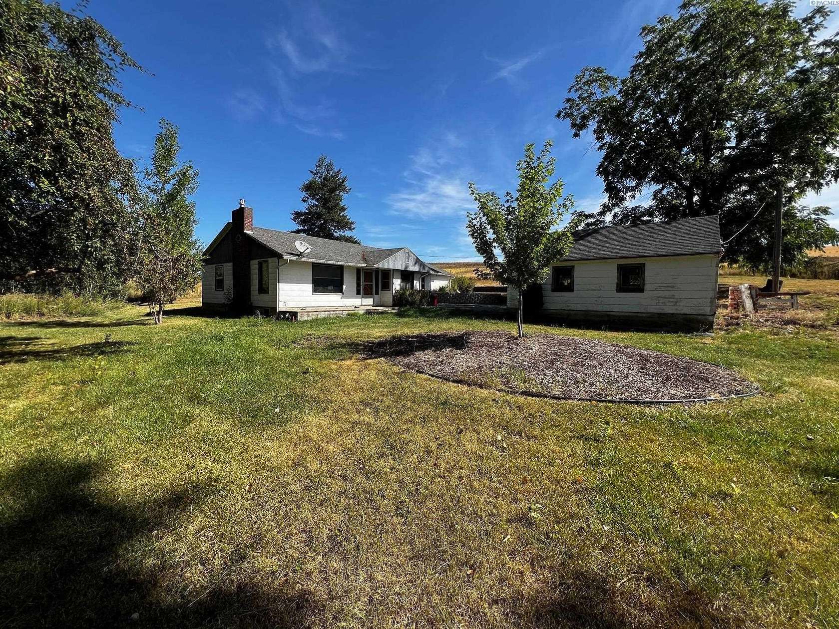 8 Acres of Residential Land with Home for Sale in Pullman, Washington