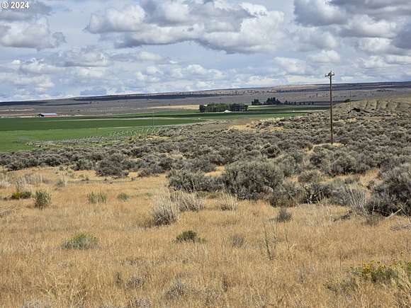 1 Acre of Residential Land for Sale in Christmas Valley, Oregon