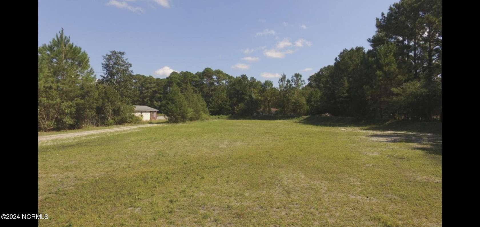 6.61 Acres of Residential Land with Home for Sale in Chocowinity, North Carolina