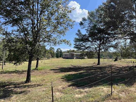 31.8 Acres of Land with Home for Sale in Pine Bluff, Arkansas