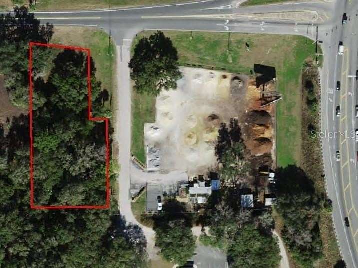 2.95 Acres of Commercial Land for Sale in Dunnellon, Florida