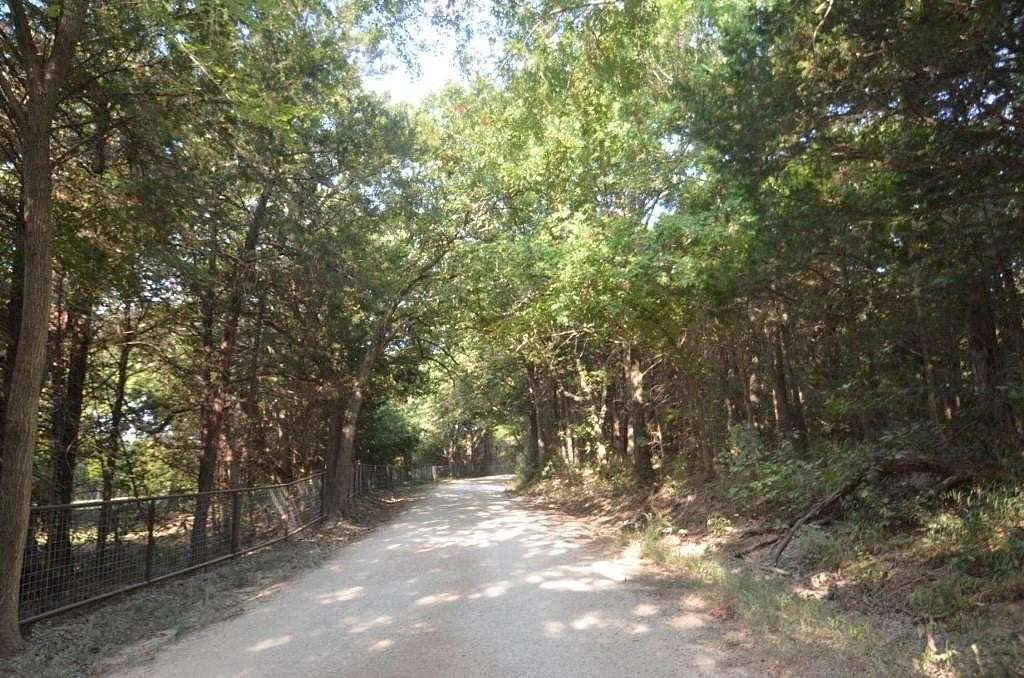 20.79 Acres of Recreational Land for Sale in Pottsboro, Texas