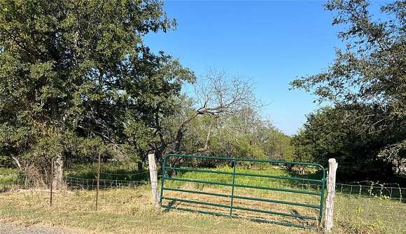 4 Acres of Residential Land for Sale in Gholson, Texas