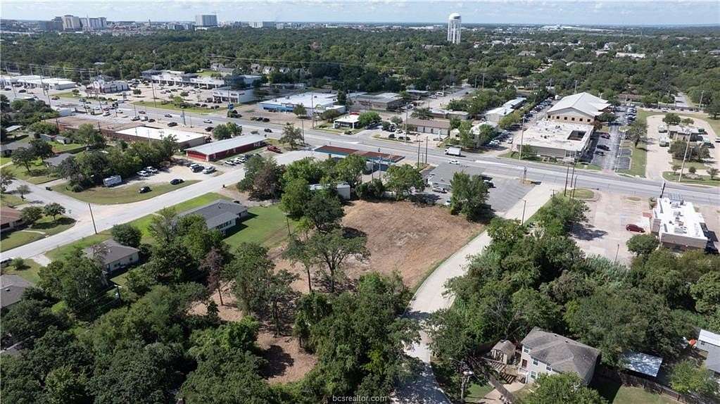 0.798 Acres of Mixed-Use Land for Sale in Bryan, Texas