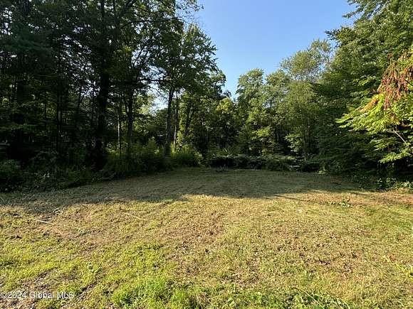 5 Acres of Residential Land for Sale in Moreau Town, New York