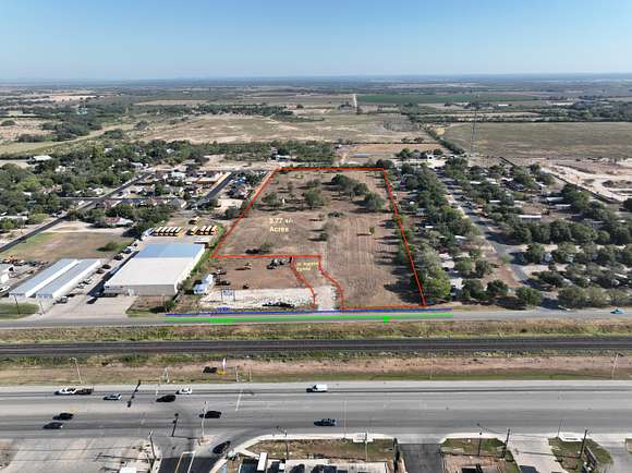 8.77 Acres of Mixed-Use Land for Sale in Hondo, Texas