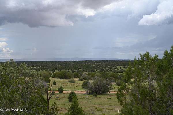 15 Acres of Land for Sale in Seligman, Arizona