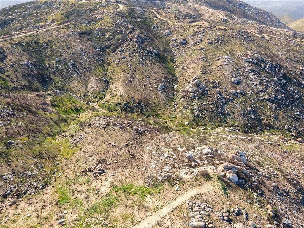 21 Acres of Recreational Land for Sale in Banning, California