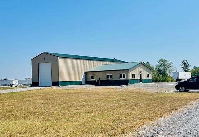 5 Acres of Improved Commercial Land for Sale in Sikeston, Missouri