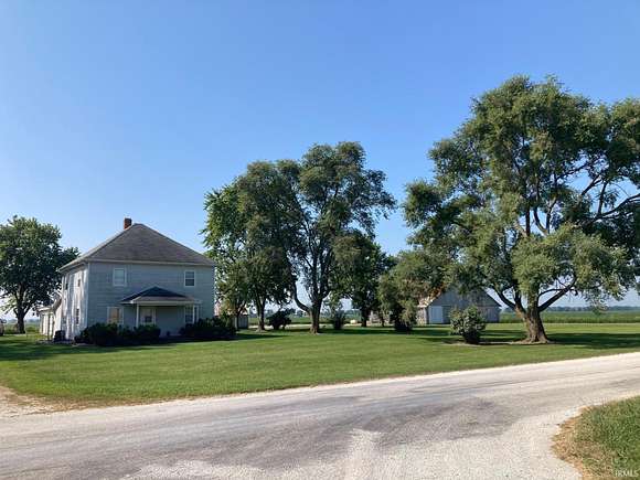 3.004 Acres of Residential Land with Home for Sale in Earl Park, Indiana