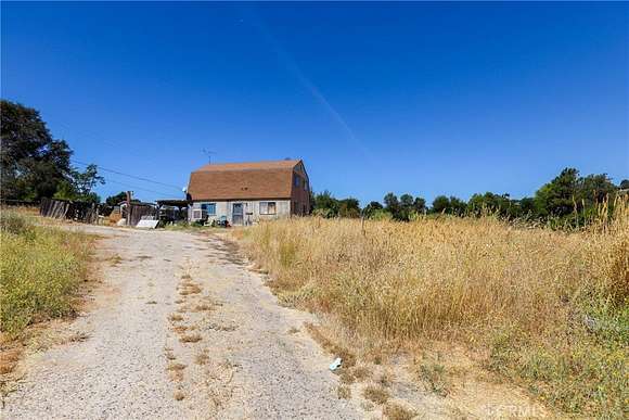 3.43 Acres of Residential Land with Home for Sale in Atascadero, California